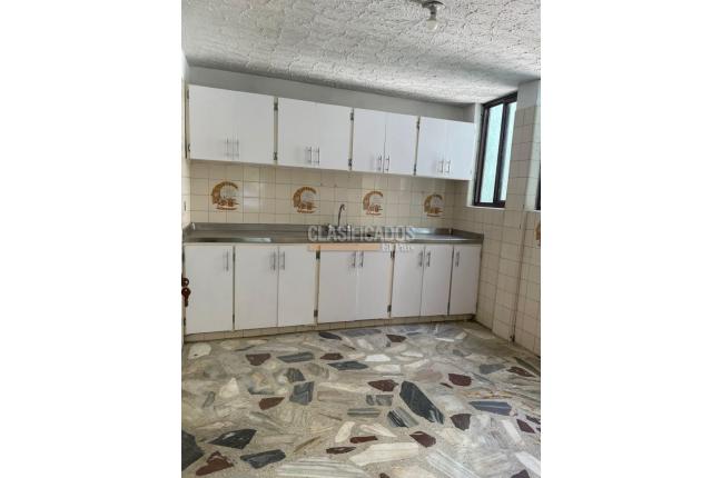 Apartamentos, Alquiler, Cuarto de Legua - $1.300.000