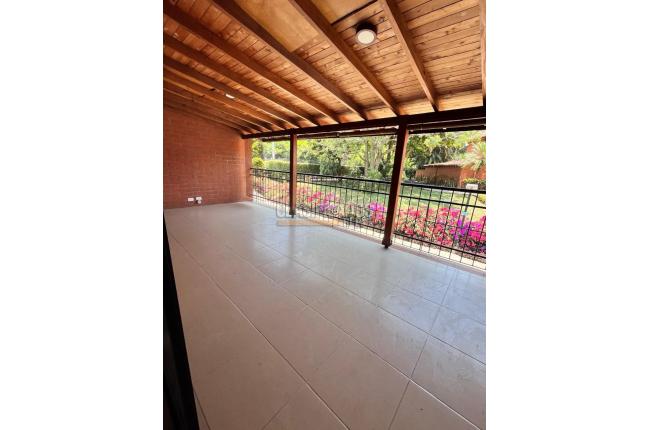 Casas, Venta en Ciudad Jardín