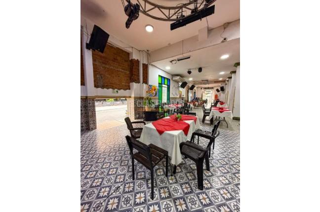 Casas, Venta, Centenario - $1.980.000.000