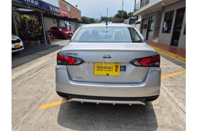Nissan Versa 2023 - $71.400.000