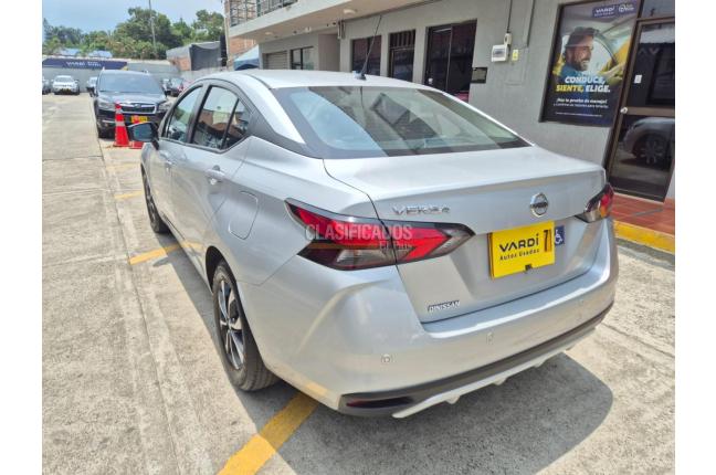 Nissan Versa 2023 - $71.400.000