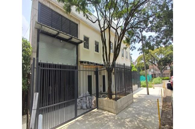 Locales y Bodegas, Venta, Tequendama - $3.899.000.000