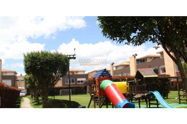 Casas, Alquiler en Chía