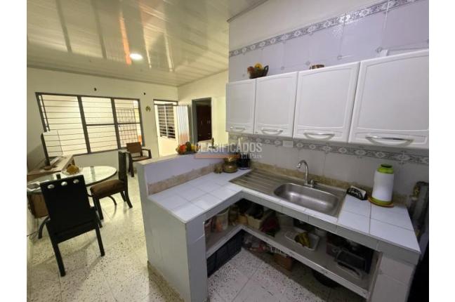 Edificios, Venta, Villa del Sur - $620.000.000