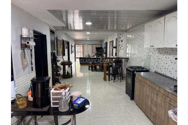 Edificios, Venta, Villa del Sur - $620.000.000