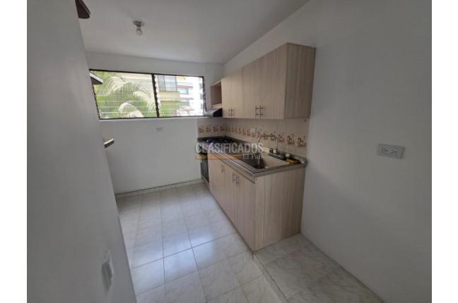 Apartamentos, Alquiler, Ciudad Jardín - $2.100.000