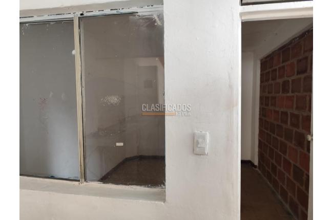 Casas, Venta, Floralia - $180.000.000