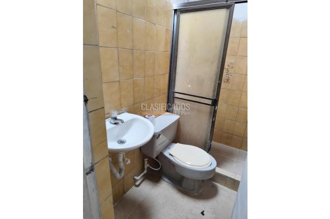 Casas, Venta, Floralia - $180.000.000