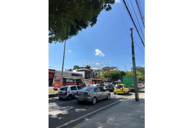 Locales y Bodegas, Venta, Eucarístico - $2.300.000.000