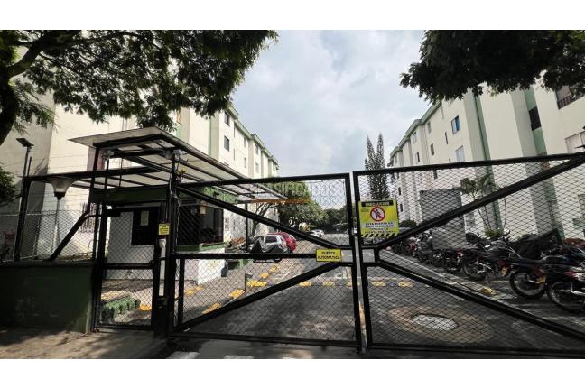 Apartamentos, Venta, Primero de Mayo - $210.000.000