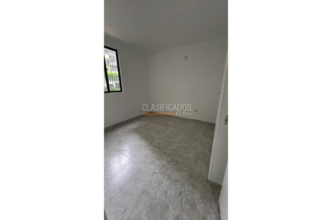 Apartamentos, Venta, Primero de Mayo - $210.000.000