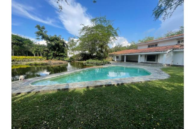 Casas, Venta, Yumbo - $1.800.000.000