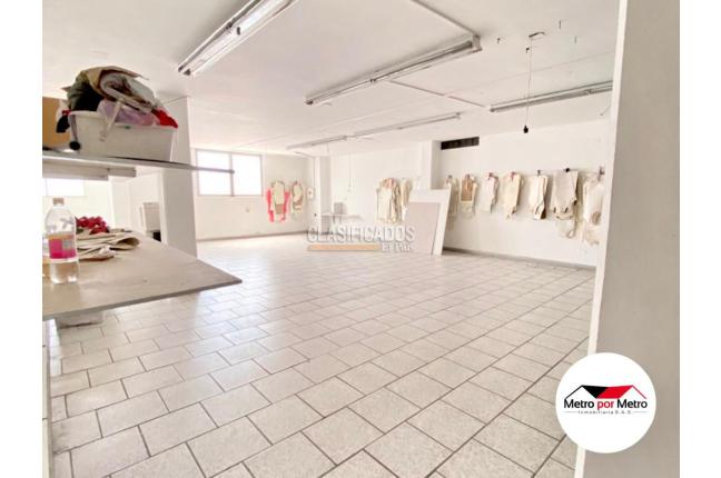 Edificios, Venta, Colseguros - $1.300.000.000