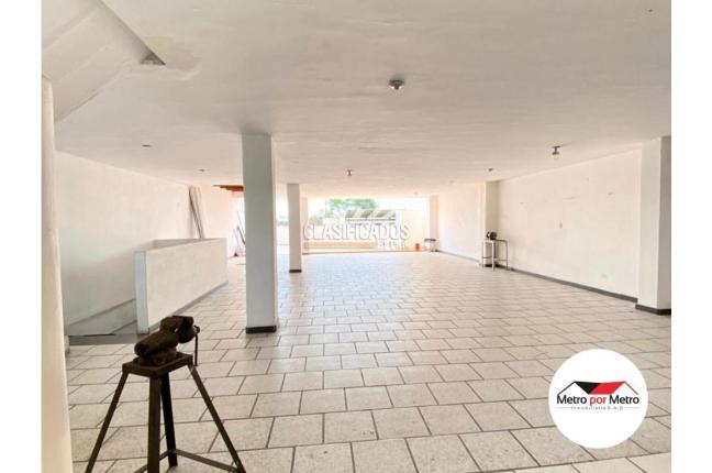 Edificios, Venta, Colseguros - $1.300.000.000