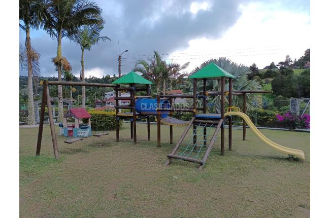 Fincas y Casas Campestres, Venta, Calima (Darién) - $1.800.000.000