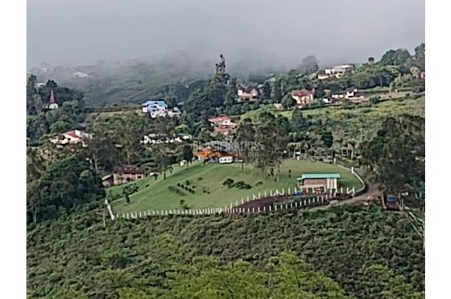 Fincas y Casas Campestres, Venta, Calima (Darién) - $1.800.000.000