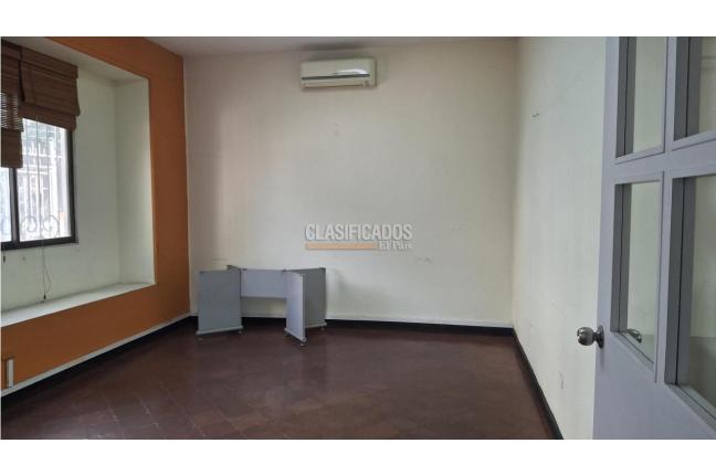 Casas, Venta, Versalles - $1.100.000.000