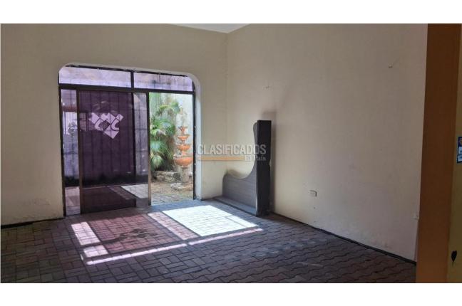 Casas, Venta, Versalles - $1.100.000.000