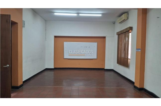 Casas, Venta, Versalles - $1.100.000.000