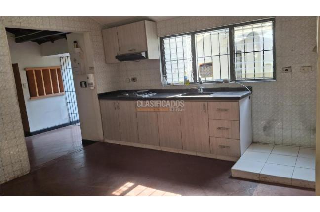 Casas, Venta, Versalles - $1.100.000.000