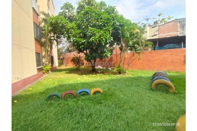 Apartamentos, Venta, Primero de Mayo - $250.000.000