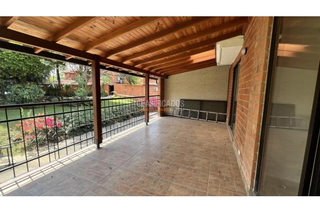 Casas, Venta, Ciudad Jardín - $750.000.000