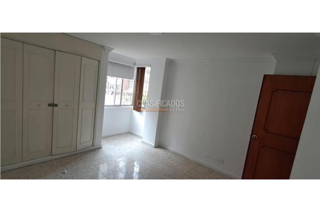 Apartamentos, Alquiler, Colseguros - $1.800.000