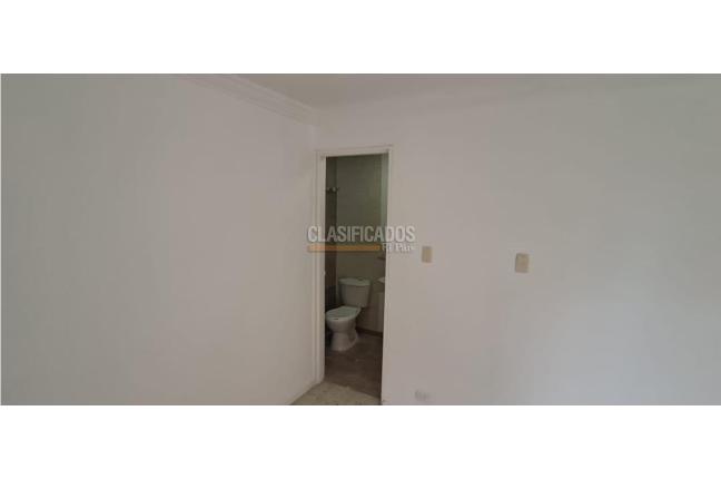 Apartamentos, Alquiler, Colseguros - $1.800.000
