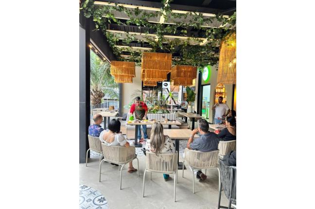 Locales y Bodegas, Alquiler, Granada - $4.500.000