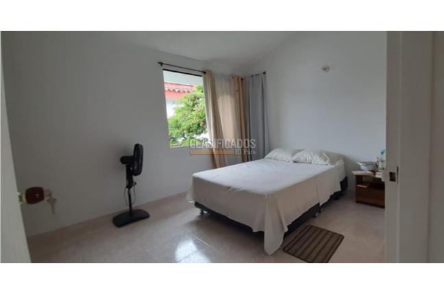 Apartamentos, Alquiler, Capri - $2.200.000