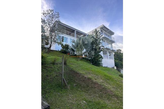 Casas, Venta en Yumbo