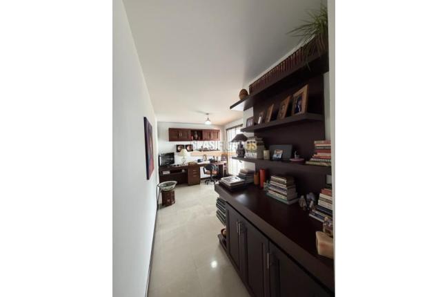Apartamentos, Venta, Aguacatal - $1.350.000.000