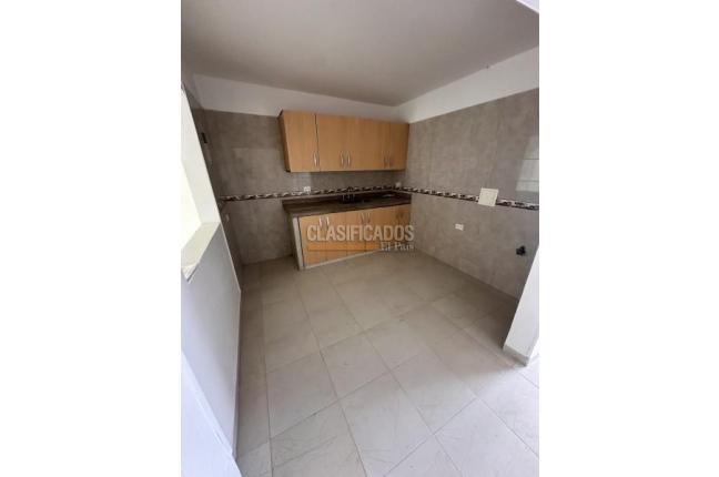 Casas, Alquiler, El Jardín - $1.500.000