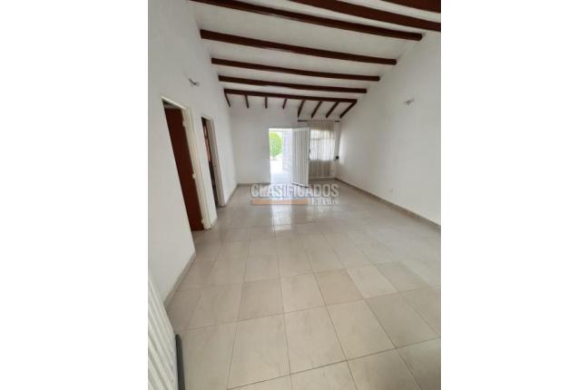 Casas, Alquiler, El Jardín - $1.500.000