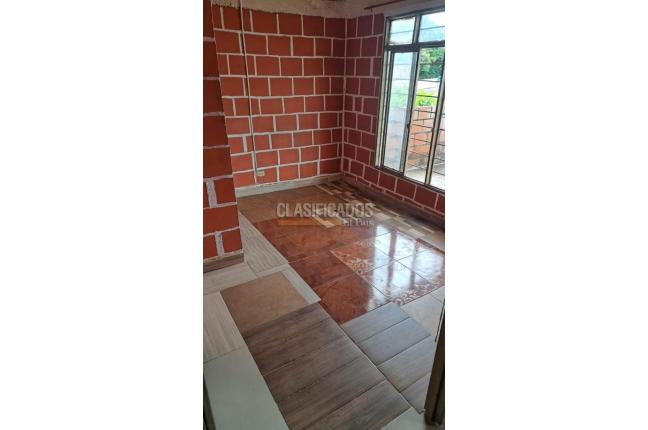 Apartamentos, Alquiler, Ciudad Modelo - $700.000