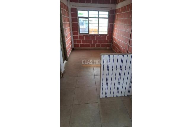 Apartamentos, Alquiler, Ciudad Modelo - $700.000
