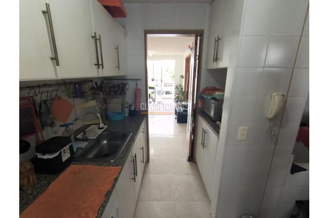 Apartamentos, Venta, El Refugio - $260.000.000