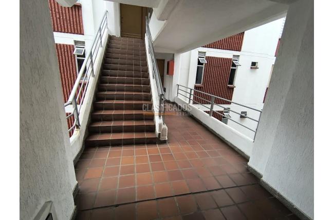 Apartamentos, Venta, El Refugio - $260.000.000