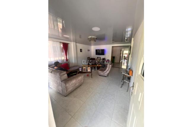 Casas, Venta en Yumbo