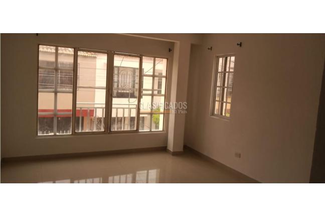 Casas, Alquiler, Ciudad Los Álamos - $2.300.000