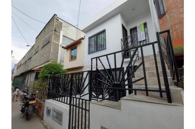 Casas, Alquiler, Floralia - $880.000