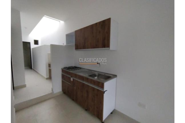 Casas, Alquiler, Floralia - $880.000