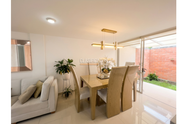 Casas, Venta, Ciudad Country - $420.000.000