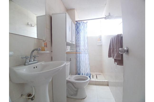 Apartamentos, Venta, Miraflores - $210.000.000