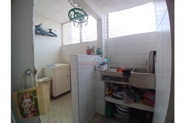 Apartamentos, Venta, Miraflores - $210.000.000