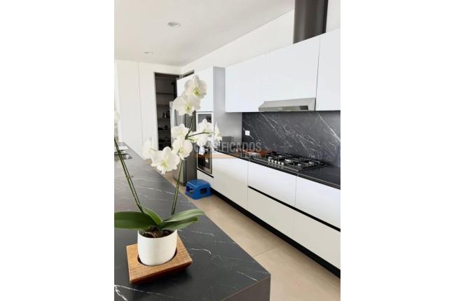 Apartamentos, Venta, Arboleda - $1.950.000.000