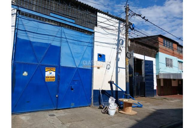 Locales y Bodegas, Alquiler, El Troncal - $5.500.000