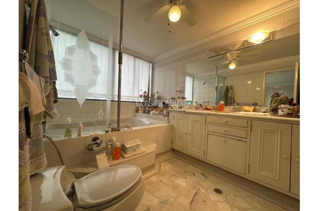 Apartamentos, Venta, Cristales - $1.190.000.000