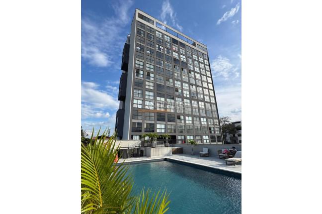 Apartaestudios, Venta en Refugio Plaza