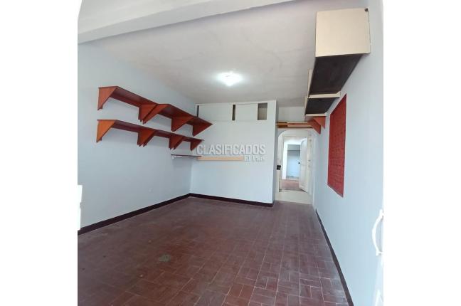 Casas, Alquiler, La Campiña - $3.500.000